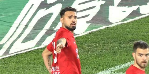九游娱乐-徐正源刚上任遇残阵，辽宁核心停赛，5后卫稳住防守 先拿玉昆试水