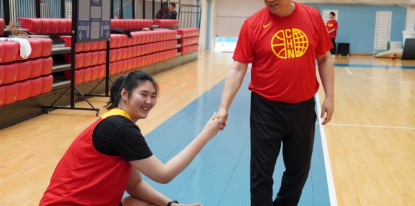 九游娱乐app下载-女篮大胜南苏丹，宫鲁鸣迎来2喜1忧，4大黑马崛起将有望冲冠